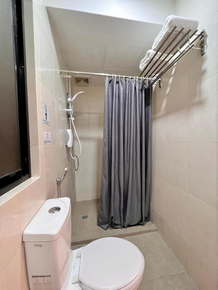 Bayu 23 Hotel Kota Kinabalu Kültér fotó