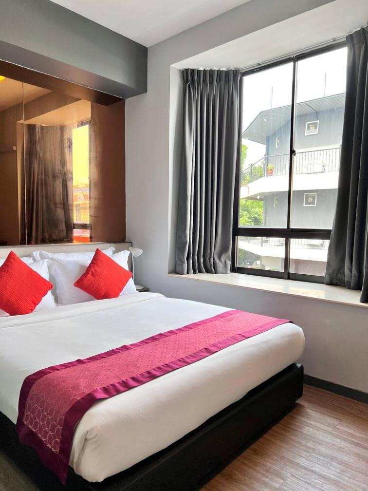 Bayu 23 Hotel Kota Kinabalu Kültér fotó